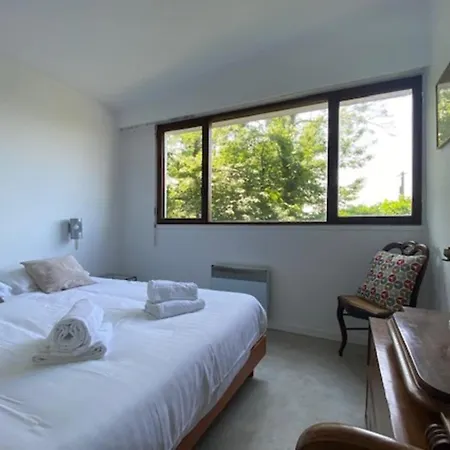 Spacious Holiday Home Near Cabourg * Cricqueville-en-Auge